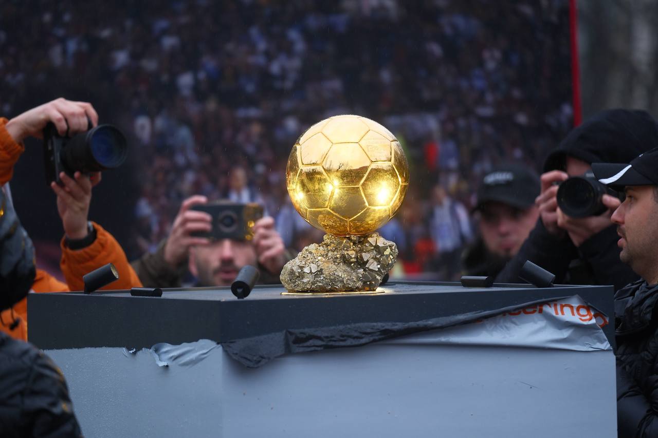 Андрей Шевченко покажет &quot;Золотой мяч&quot; в десяти городах Украины